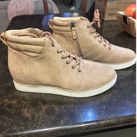 Dr. Scholls Into Groove Tan Suede Wedge Sneakers High Top Booties Women 11M - Picture 4 of 5